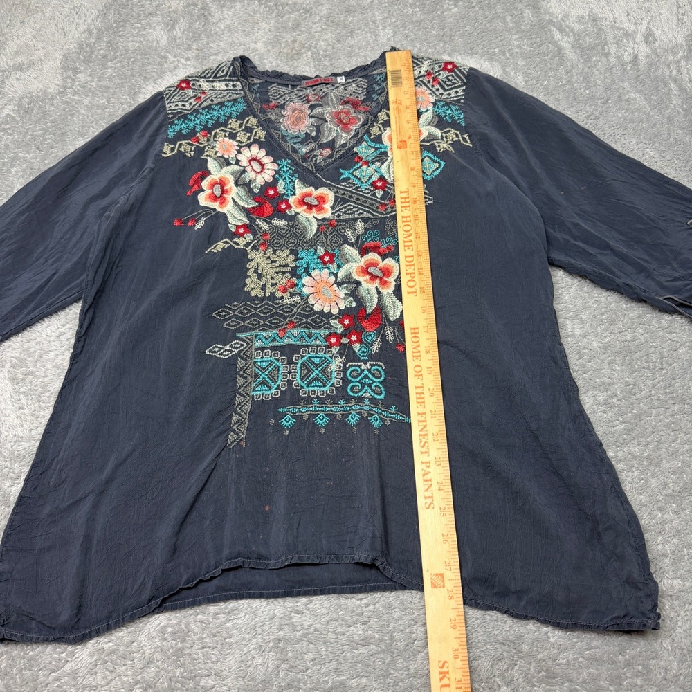 Johnny Was Blouse Womens XL Blue Floral Embroidered V Neck Boho 3/4 Sleeve Top - Picture 12 of 12